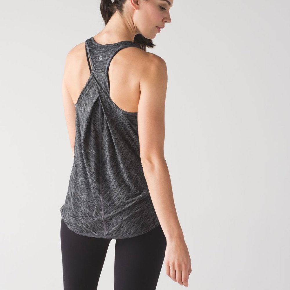 Lululemon Essential Tank Heathered Black